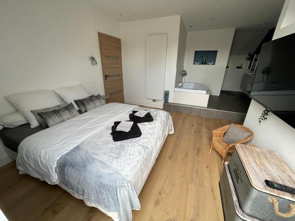 Chambre Proche Centre Avec Petit Dejeuner Fontaine-les-Dijon Eksteriør bilde